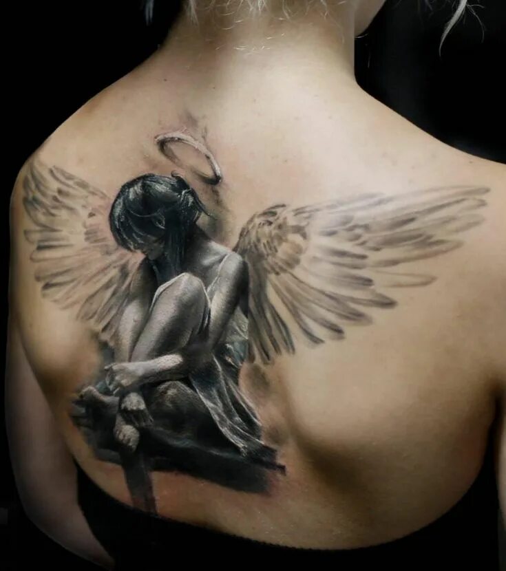 Под крылом ангела тату фото Engels-Tattoo auf dem Rücken Anziehsachen Engel tattoos, Engelsflügel tattoo und