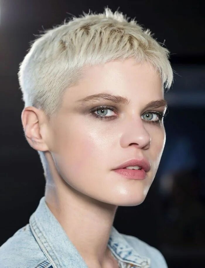 Под мальчика стрижка женская модная Pin on Hair. Cut. Style