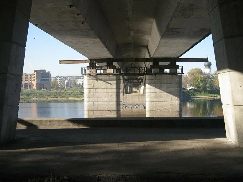 Под мостом реальная история фото Под мостом