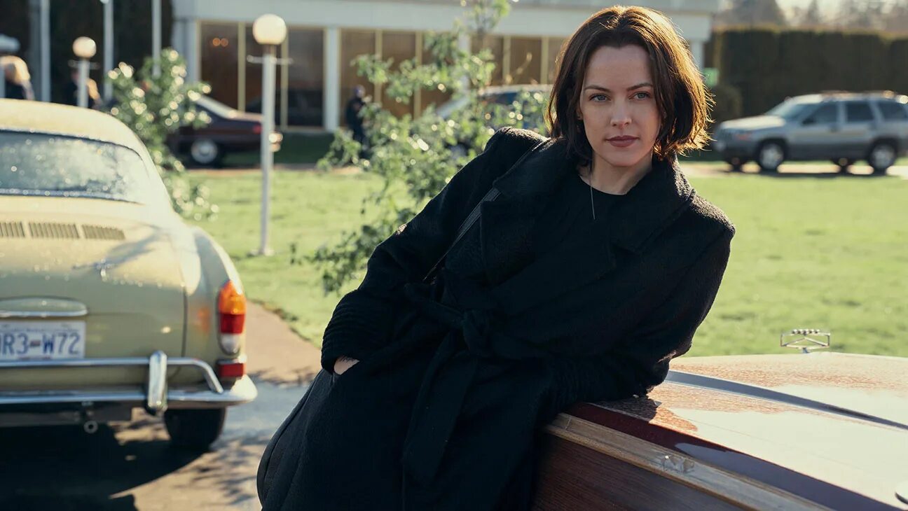 Под мостом сериал реальные фото Riley Keough on 'Under the Bridge' Finale, Real-Life Story and True Crime