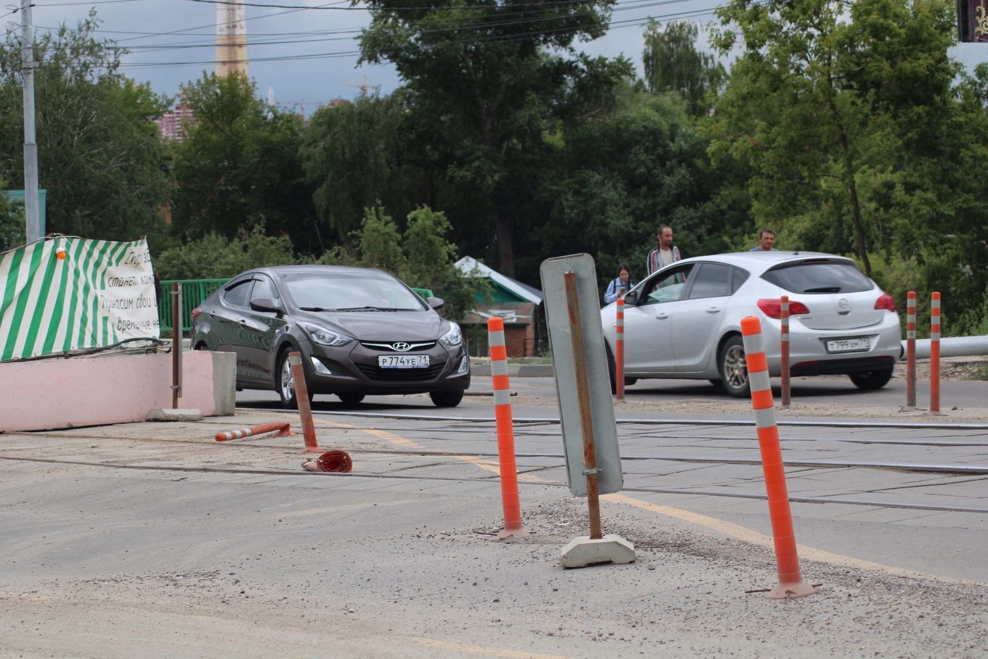 Под мостом ул демидовская плотина 5 фото В Туле на месяц перекрыли часть Демидовской Плотины. Фото ИА "Тульская Пресса"