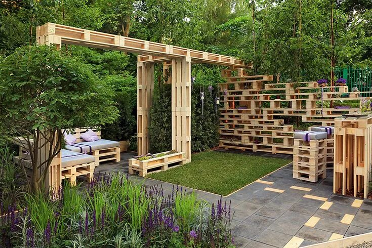 Под на дачу своими руками Практичное использование поддонов на даче Plans de pergola, Idee deco jardin, Pa