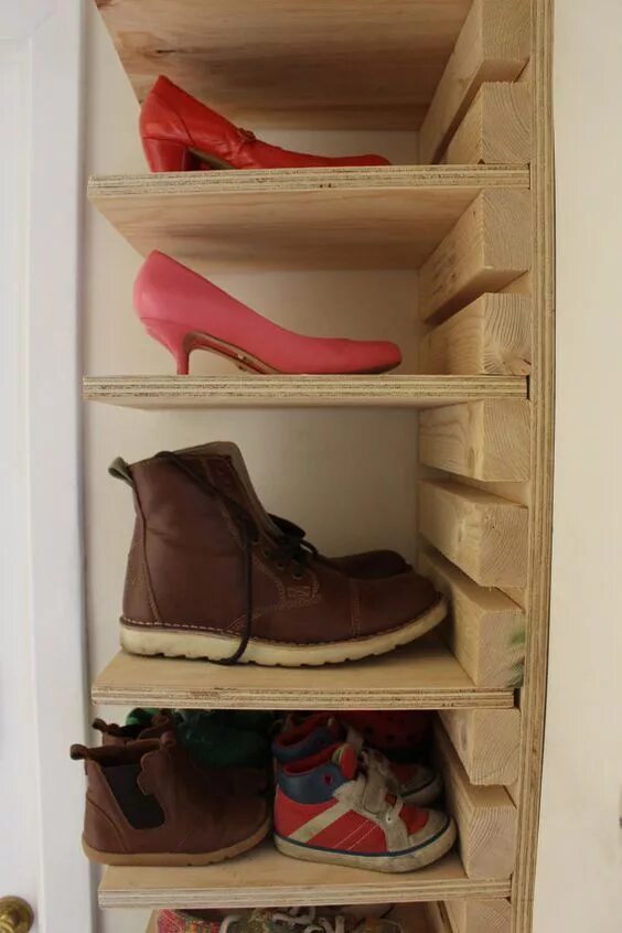Под обувь своими руками фото Pin by Lâm Dương on Kệ All Wooden shoe racks, Diy shoe rack, Shoe rack