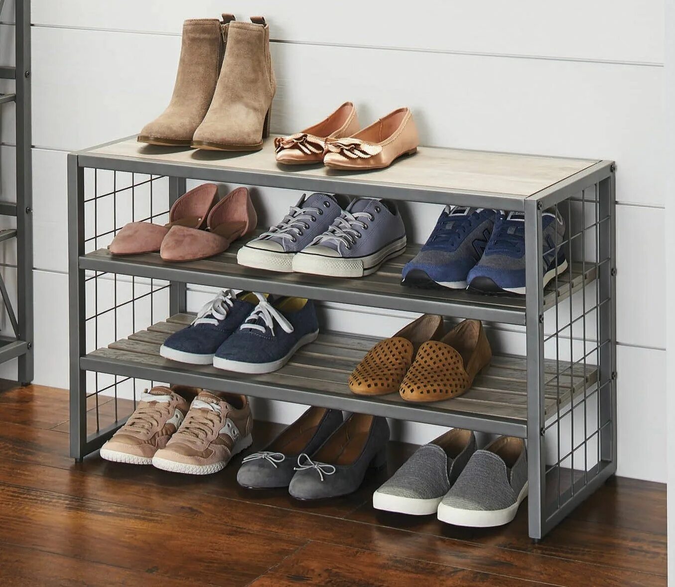 Под обувь в стиле лофт A shoe rack that you can fit easily at the bottom of your closet or in a mud roo