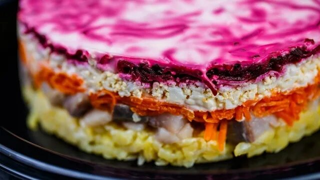Под шубой пошаговый рецепт с фото Сельдь под шубой - Кафе в Орле "Ёлка"