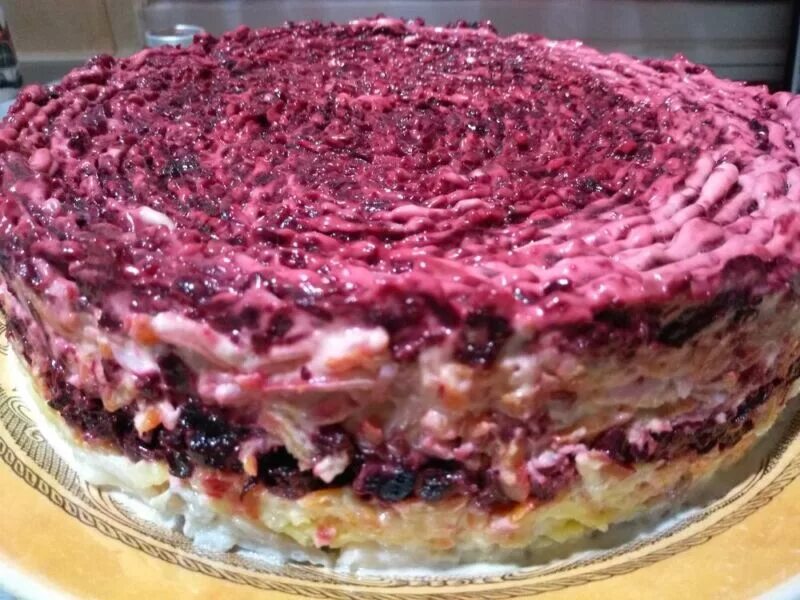 Под шубой слои фото Селедка под шубой. Классический пошаговый рецепт.