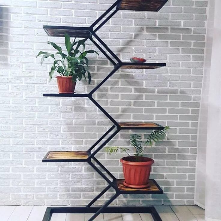 Под цветы в стиле лофт Loft МЕБЕЛЬ НА ЗАКАЗ on Instagram: "Подставка под цветы! Стоимость зависит от ра