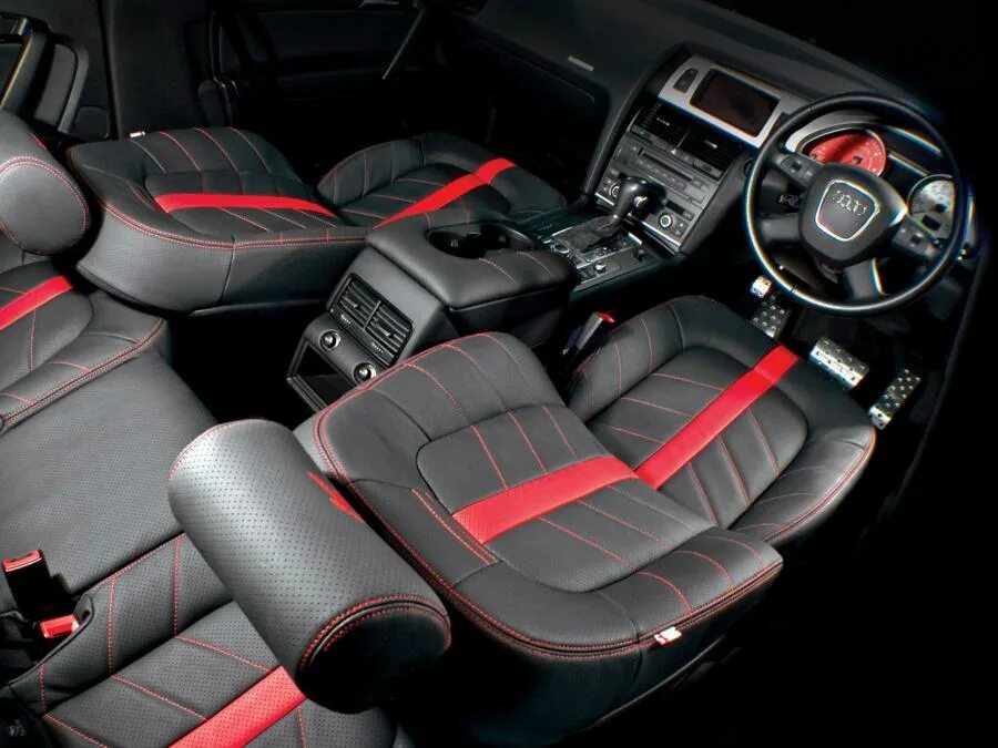 Под тюнингом салон Интерьер Audi Q7 by Project Kahn 2010 года выпуска. Фото 7. VERcity