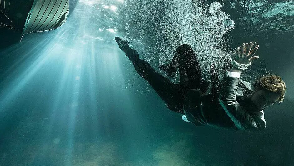 Под водой фильм фото fallen. Underwater photos, Underwater photography, Water photography