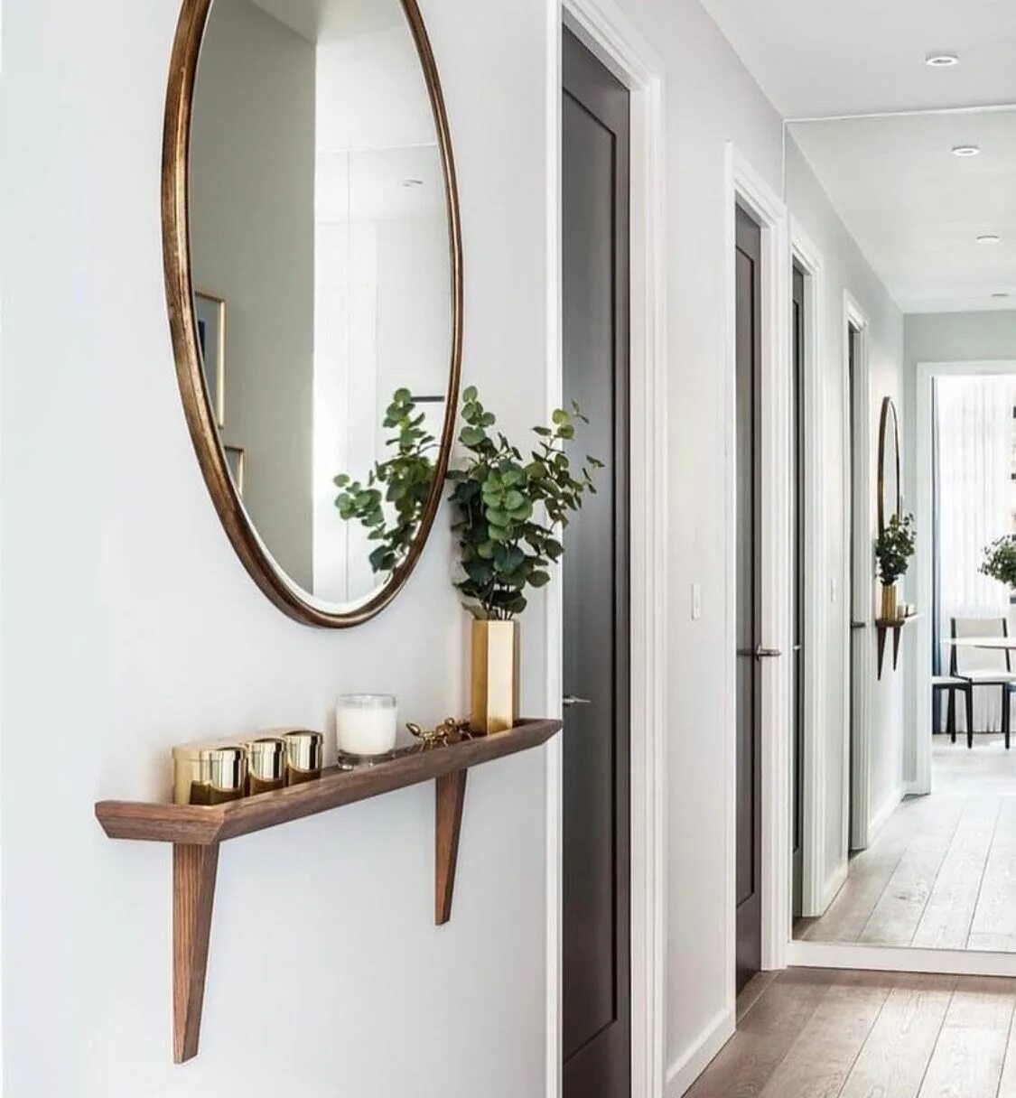 Под зеркалом в прихожей фото Pin on Design Details Narrow hallway decorating, Hallway decorating, Foyer decor