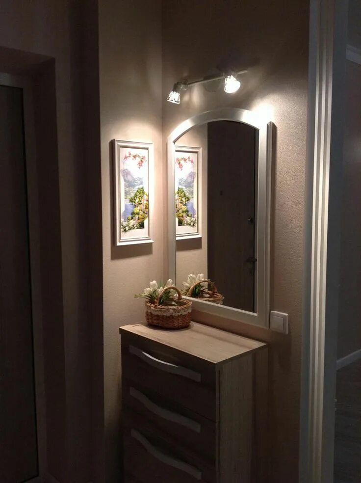 Под зеркалом в прихожей фото Намечтала:) коридор и кухня Framed bathroom mirror, Lighted bathroom mirror, Bat