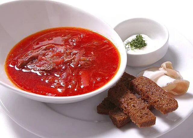 Подача борща в ресторане фото File:Borscht Old Cossack.jpg - Wikipedia