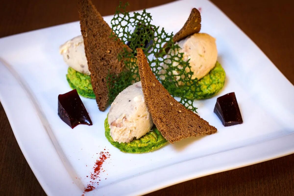 Подача форшмака в ресторане фото Форшмак Food, Avocado toast, Breakfast