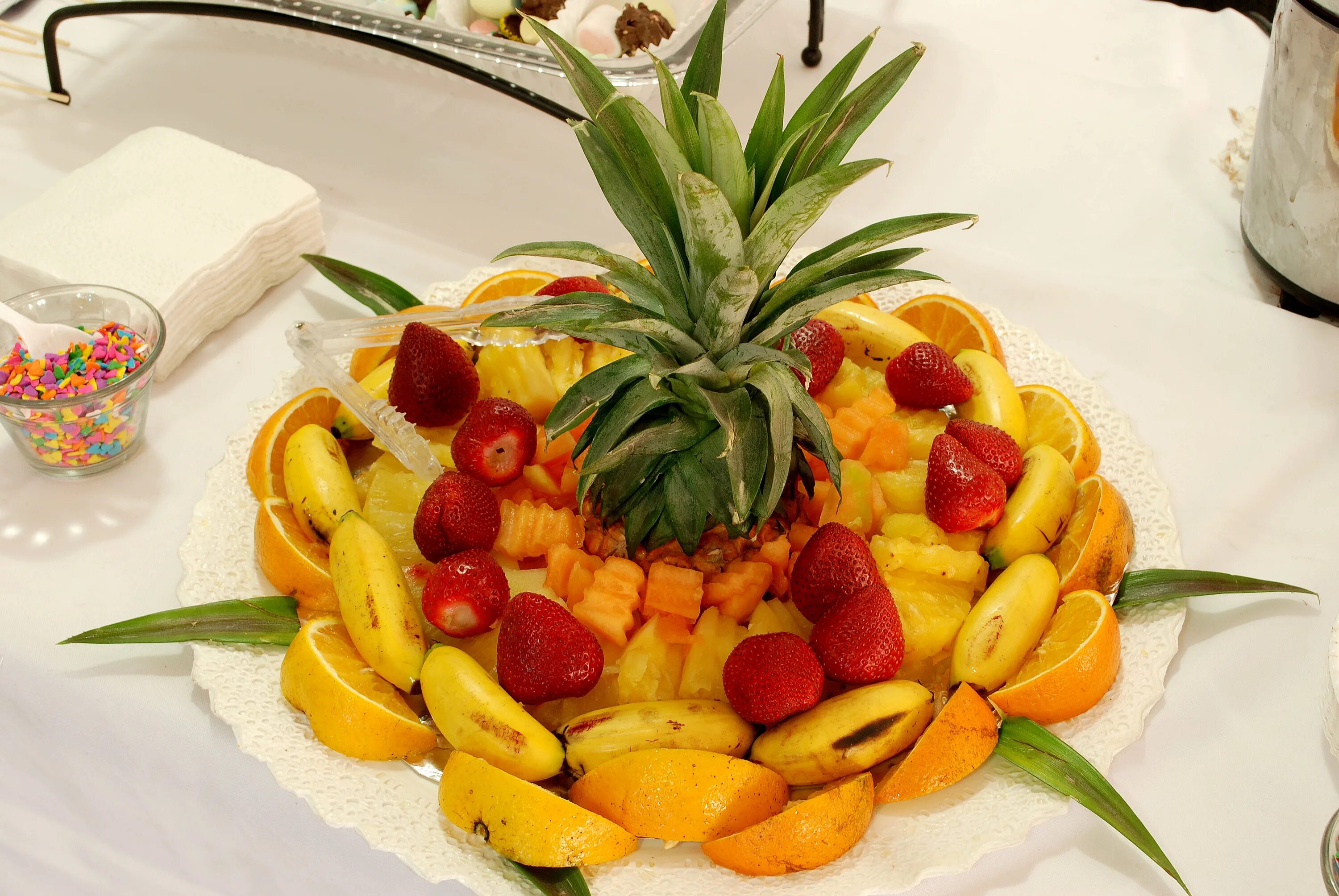 Подача фруктов на праздничный стол фото Free Images : dish, meal, food, salad, produce, cuisine, garnish, diet, flowerin