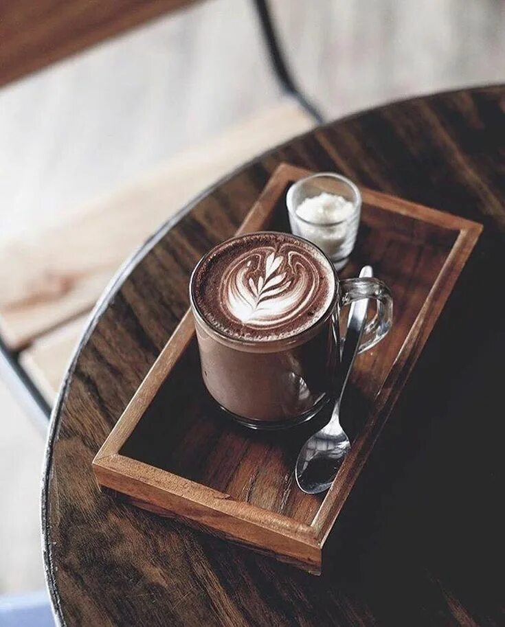 Подача кофе фото coffee to go #makingespresso Coffee cafe, Coffee presentation, Coffee menu