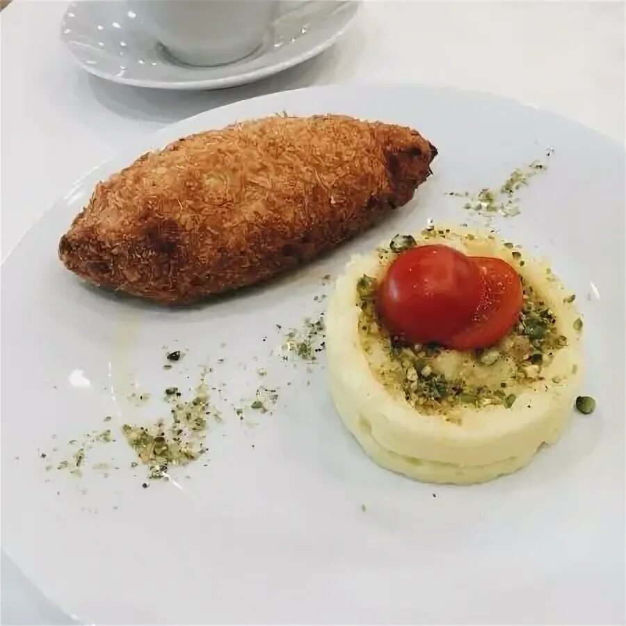 Подача котлет в ресторане фото Интерьев - Picture of Culinary Studio of Yuliya Vysotskaya, Khimki - Tripadvisor