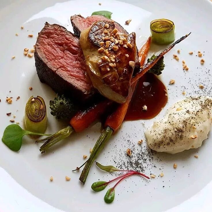 Подача мяса в ресторане фото Food Plating Food presentation, Gourmet food plating, Fine dining recipes