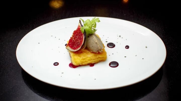 Подача паштета в ресторане фото Не пастой единой. Cucina Sobaka.ru