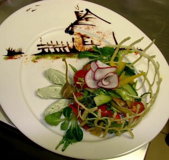 Подача сала в ресторане фото Фотоменю Ресторана Stage Illusions Restaurant оформить блюдо Постила