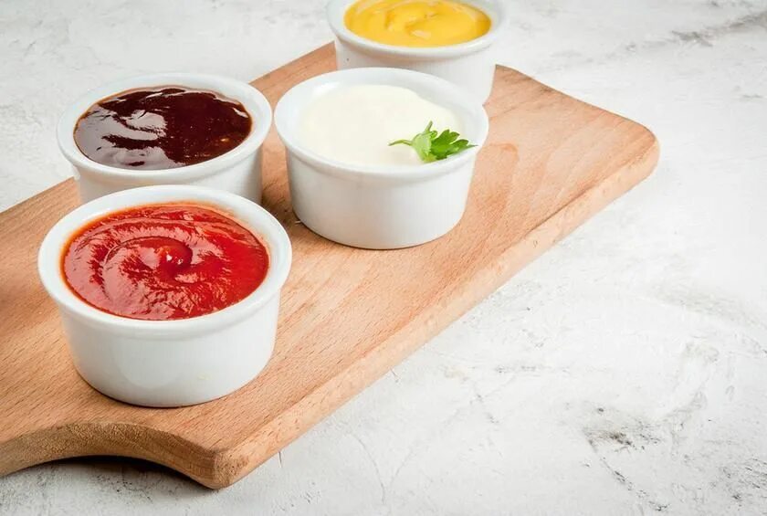 Подача соусов фото How to Tell When Your Food Is Spoiled or Bad Homemade condiments, Homemade recip