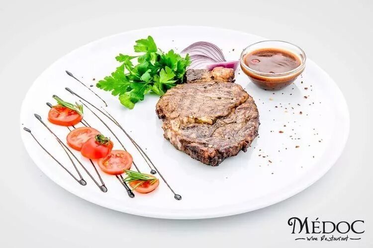 Подача стейка из говядины в ресторане фото Ценность мяса - Новость компании "Medoc" - Выбирай.ру - Челябинск