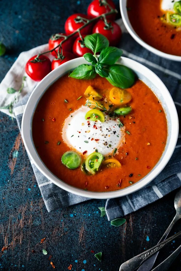 Подача супов фото Herby Tomato Soup Recipe Recipes, Burrata recipe, Tomato soup