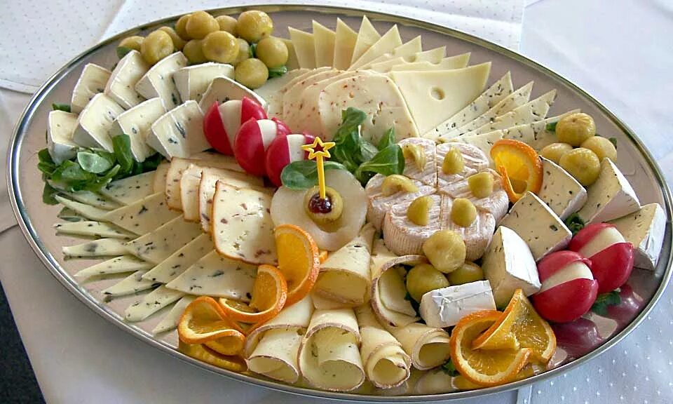 Подача сыра фото Файл:Cheese platter.jpg - Вікіпэдыя