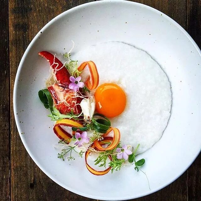 Подача яичницы в ресторане фото правила Pin by Sudarat Chanpho on Eat + Drink = Works of Art Food plating, Creative food