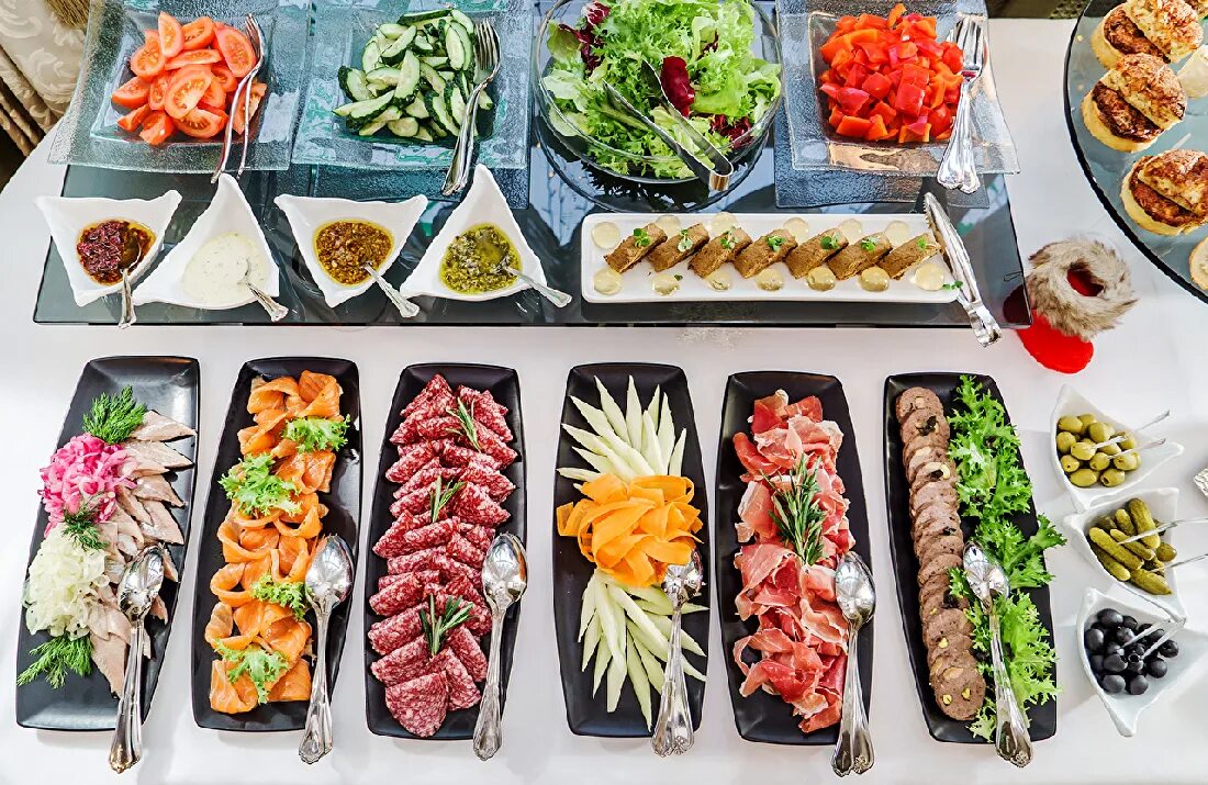 Подаем к столу фото Jigsaw puzzle "Various slicing" - solve jigsaw puzzles online PuzzleIt