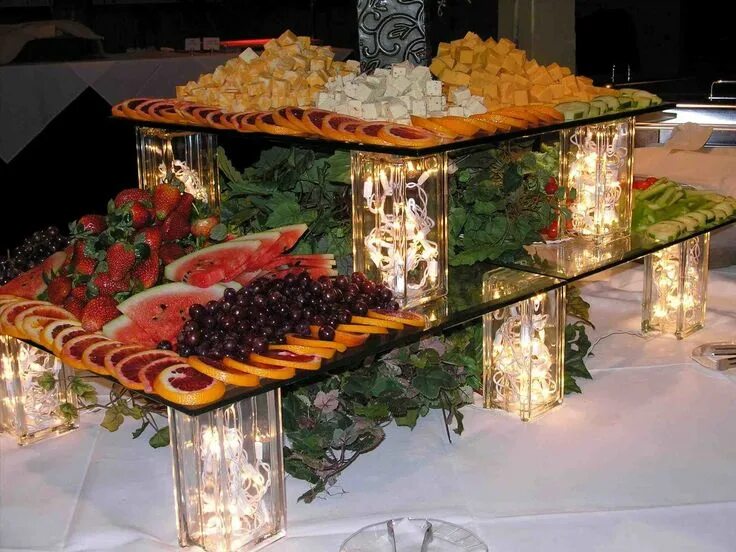 Подаем к столу фото Image result for breakfast buffet display Catering buffet, Catering display, Fru