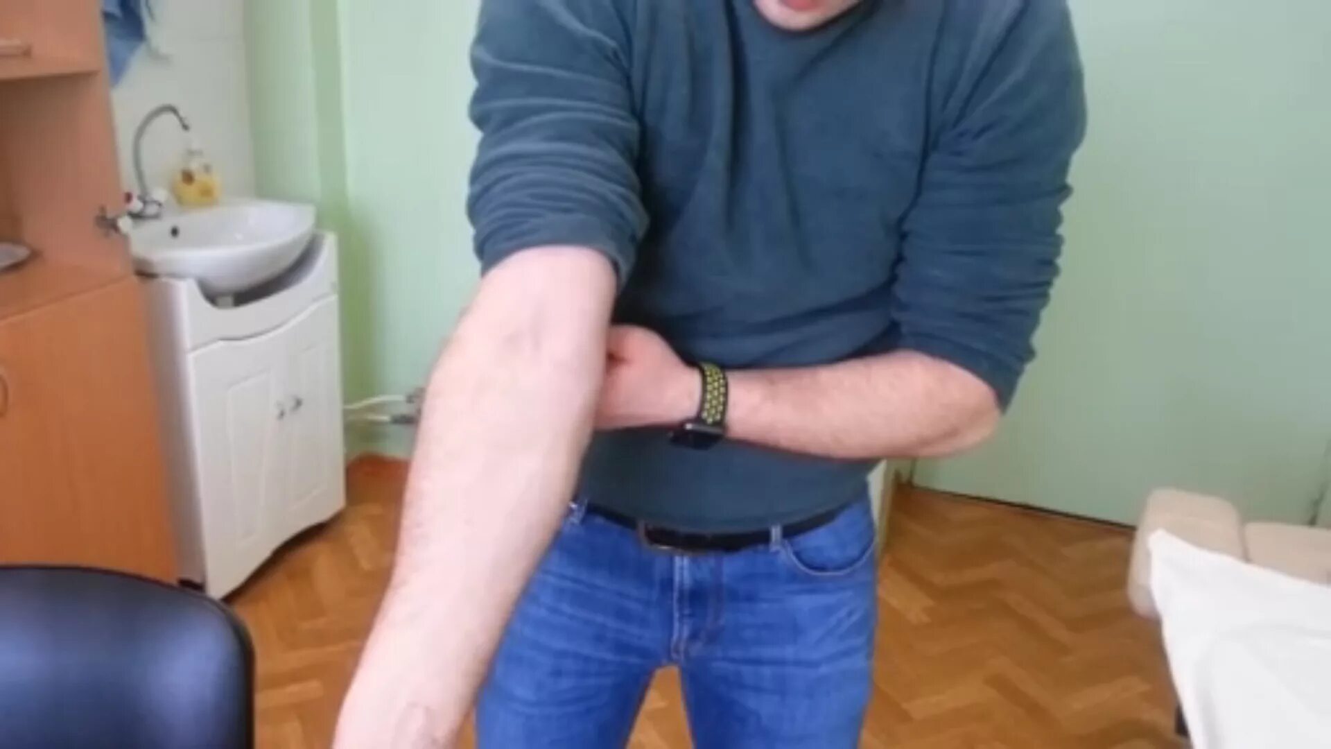 Подагра локтевого сустава симптомы и лечение фото Успех. Боль в локте. Контрактура локтевого сустава. Реабилитация. Contracture of
