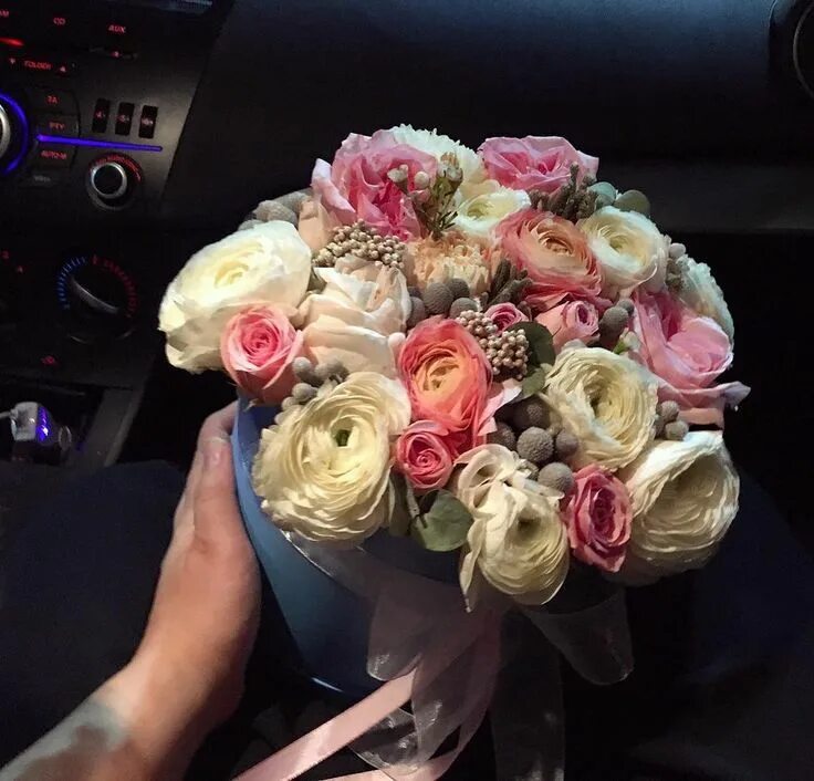 Подаренные букеты цветов фото Патюля Джамал И Джамиля ❤ on Instagram: "❤"