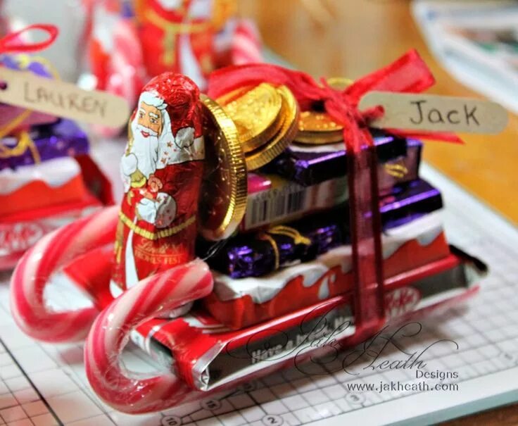 Подарили самодельную 18 Simple Stocking Fillers That You Can Make - Hobbycraft Blog Candy cane sleigh