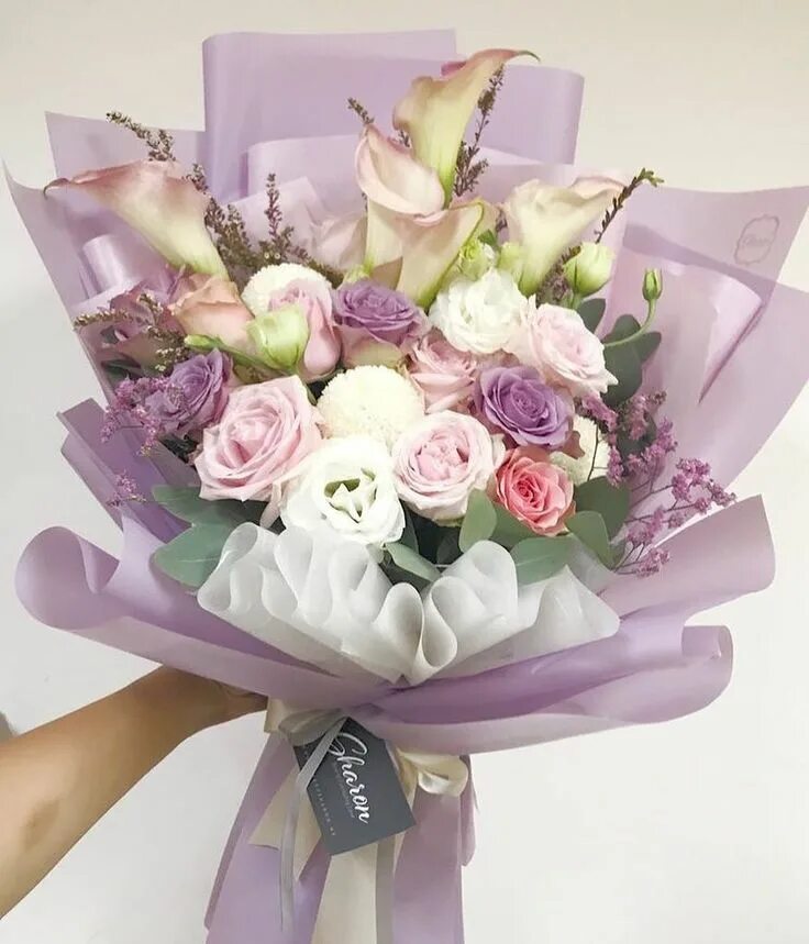 Подарить букет на свадьбу фото #flowers #bouquets #купитьцветы #купитьбукет #букетнасвадьбу #цветынасвад. Bello