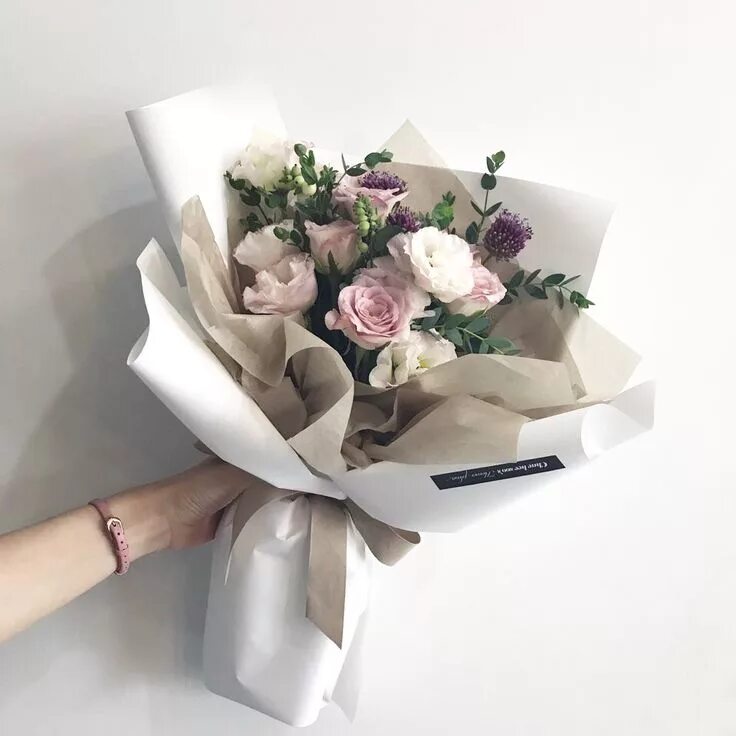 Подарить букет на свадьбу фото #꽃모닝 꽃. , 눈뜨다. . 채희수플라워 0432544300 . . 오늘 아침은 날씨가 참 좋네요 . . #채희수플라워 #꽃다발 #드라이플라워