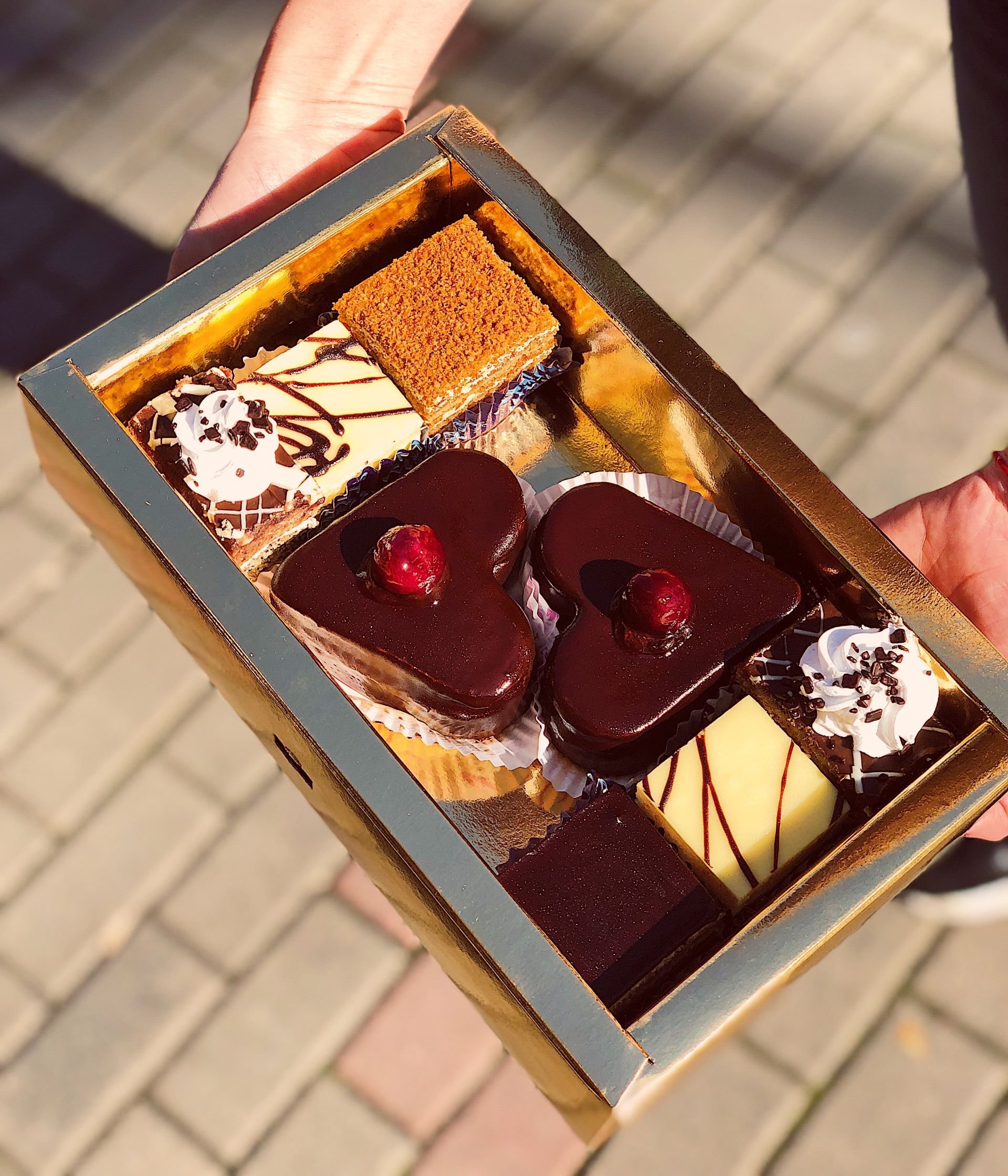 Подарка шоколад фото Chocolate gifts - Почему шоколад - лучший корпоративный подарок.