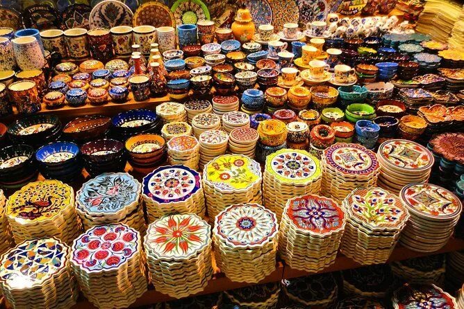 Подарки из турции фото Small-Group Bosphorus Cruise and Istanbul’s Egyptian Bazaar Kochinsel, Insel, Al