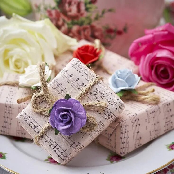 Подарки ручной работы фото love the wrapping paper on these Soap wedding favors, Handmade soap, Lavender gi
