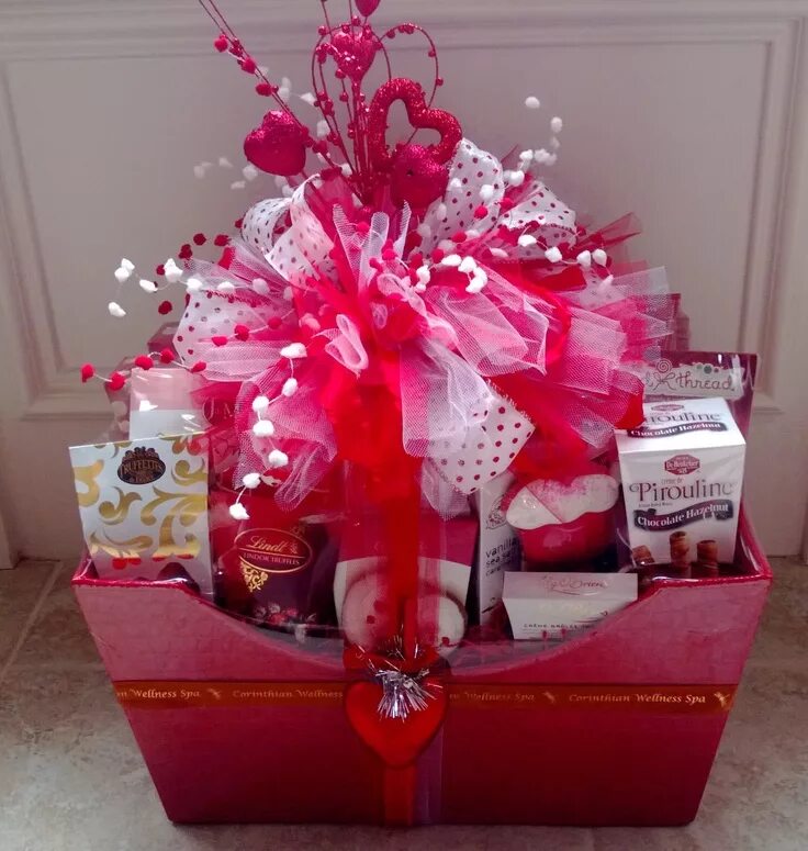 Подарки с фото на день Valentine's Day Gift Basket Ideas