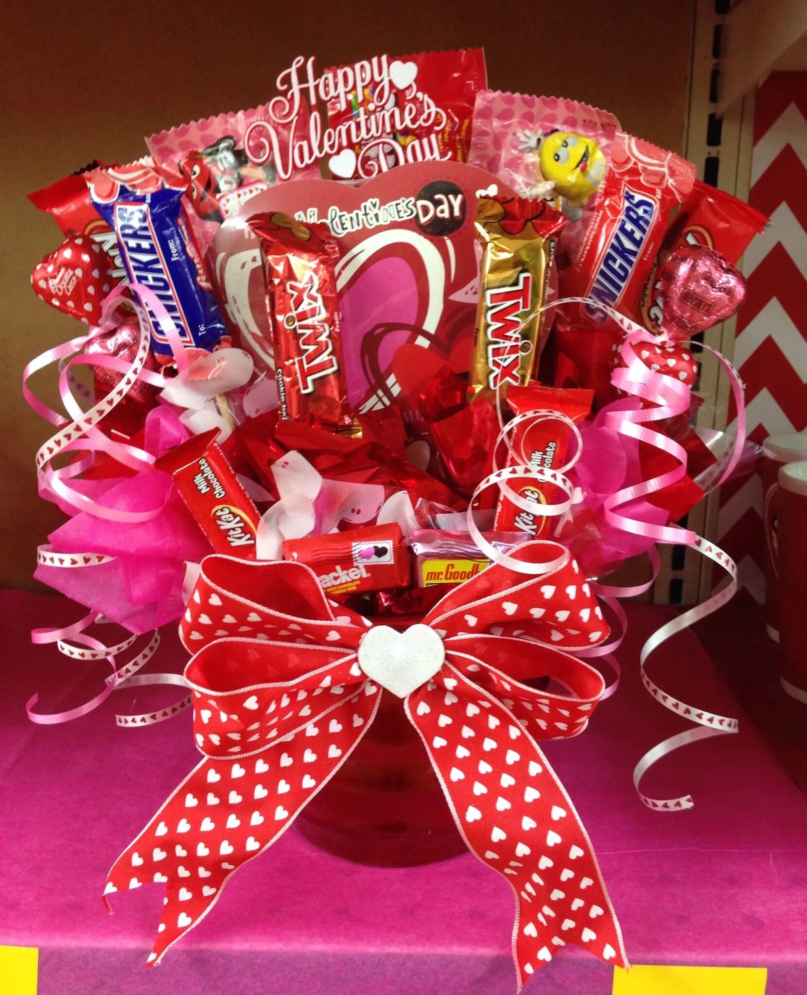 Подарки с фото на день Valentine Candy Bouquet Valentines candy bouquet
