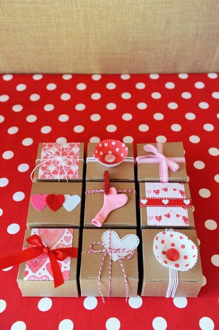 Подарки своими руками на день фото Be My Valentine Party Kara's Party Ideas Wrapping valentines, Valentines gift wr