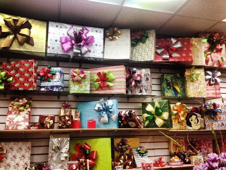 Подарочные магазины фото Envolturas para regalos Tiendas de regalos, Decoración de tienda de regalos, Env