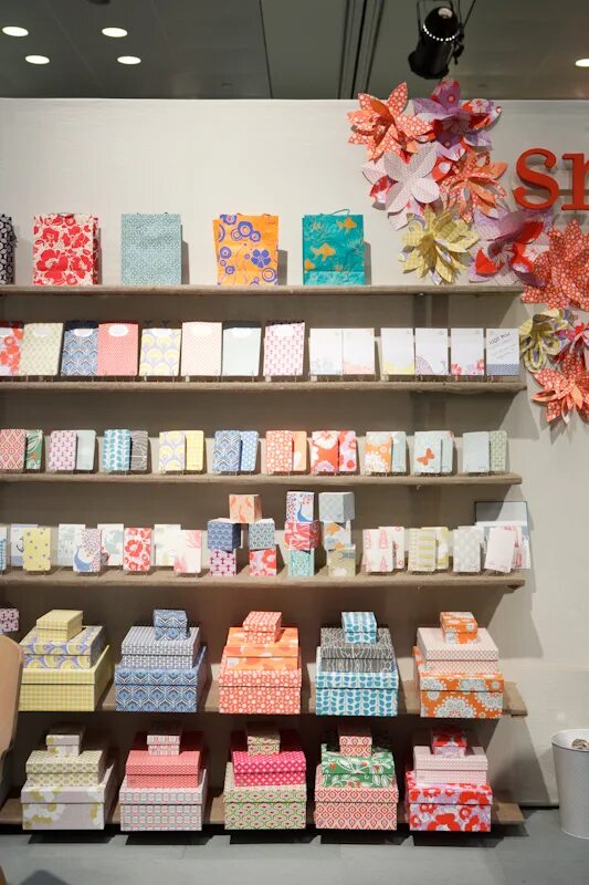 Подарочные магазины фото National Stationery Show 2011 - Part 4
