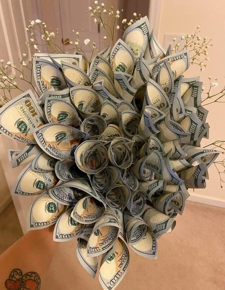 Подарок из денег своими руками фото $100 bill bouquet Creative money gifts, Money bouquet, Birthday gifts for teens