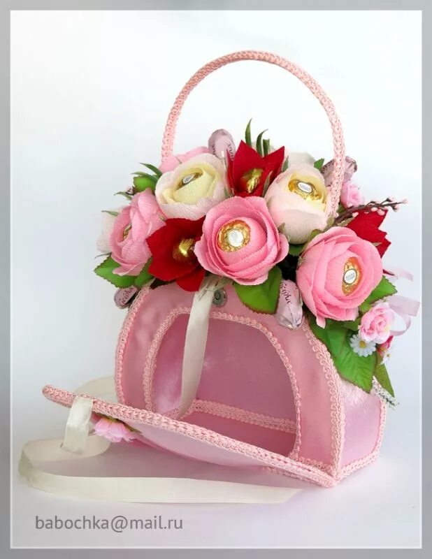 Подарок сумочка своими руками Épinglé sur arranjo de flores Accessoire mariage, Sac macramé, Idées cadeaux