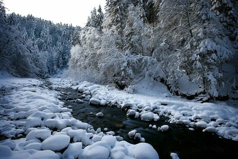 Подающий снег река фото Pin by R Soni on Wonderful places in the world! Wonderful places, Trip, World tr