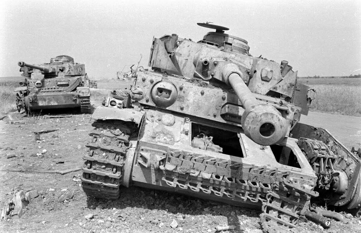 Подбитый танк тигр фото Как экипаж танка Т-60 победил два "тигра" зимой 1943 года Наша история это Гордо