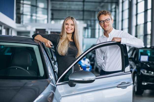 Подбор автомобиля фото Fotos Car Sale, 80.000+ fotos de arquivo grátis de alta qualidade