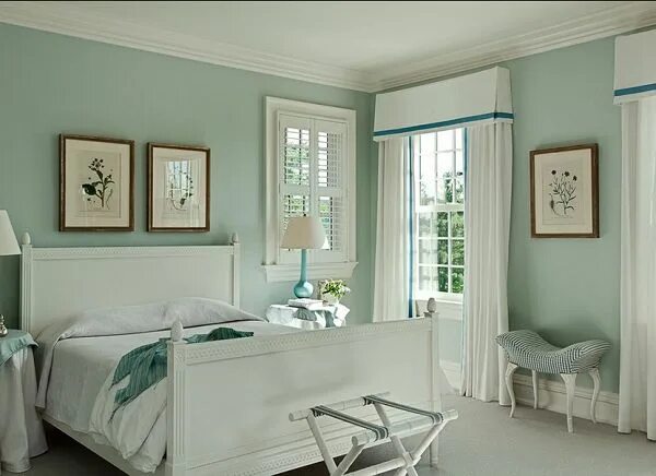 Подбор цвета стен в интерьере White Drapes - Calling it Home Colores de casas interiores, Colores para dormito
