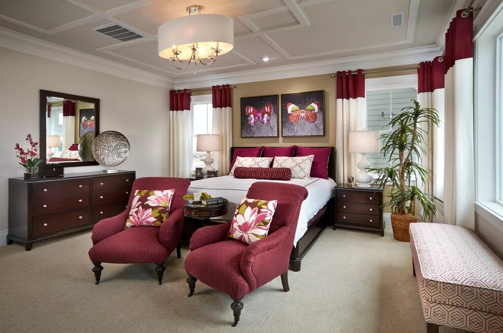 Подбор цветов в интерьере вишневый Chesapeake Master Bedroom - Классический - Спальня - Денвер - от эксперта Parkwo